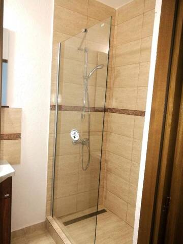 Фото номера Двухместный номер с 1 кроватью и видом на горы Гостевой дом Cabana Costesti г. Costeşti 4