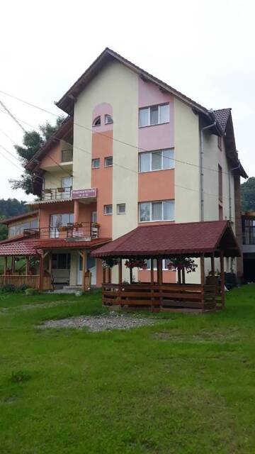 Фотографии Гостевой дом Pension Nicoleta г. Costeşti (Румыния) №1 Фото Гостевой дом Pension Nicoleta г. Costeşti 1